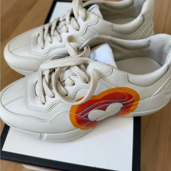 Nib Sz 6 NIB Logo Gucci sneakers s-l400.jpg main image 3